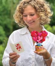 Load image into Gallery viewer, Heart Balloons Mini Pop-Up Paper Flowers

